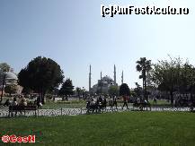 [P26] Vedere din scuarul Sultan Ahmet, spre Moscheea Sultan Ahmet » foto by Costi
 - 
<span class="allrVoted glyphicon glyphicon-heart hidden" id="av420141"></span>
<a class="m-l-10 hidden" id="sv420141" onclick="voting_Foto_DelVot(,420141,2468)" role="button">șterge vot <span class="glyphicon glyphicon-remove"></span></a>
<a id="v9420141" class=" c-red"  onclick="voting_Foto_SetVot(420141)" role="button"><span class="glyphicon glyphicon-heart-empty"></span> <b>LIKE</b> = Votează poza</a> <img class="hidden"  id="f420141W9" src="/imagini/loader.gif" border="0" /><span class="AjErrMes hidden" id="e420141ErM"></span>
