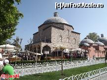 [P29] Baia construită la porunca sultanei Hürrem, de către arhitectul Sinan.  » foto by Costi
 - 
<span class="allrVoted glyphicon glyphicon-heart hidden" id="av420144"></span>
<a class="m-l-10 hidden" id="sv420144" onclick="voting_Foto_DelVot(,420144,2468)" role="button">șterge vot <span class="glyphicon glyphicon-remove"></span></a>
<a id="v9420144" class=" c-red"  onclick="voting_Foto_SetVot(420144)" role="button"><span class="glyphicon glyphicon-heart-empty"></span> <b>LIKE</b> = Votează poza</a> <img class="hidden"  id="f420144W9" src="/imagini/loader.gif" border="0" /><span class="AjErrMes hidden" id="e420144ErM"></span>