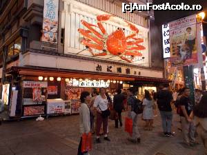 [P62] Osaka, Dotonbori, crabul Kani Doraku, își îndreaptă privirea spre noi, picioarele se mișcă, dar stă pe loc » foto by mprofeanu
 - 
<span class="allrVoted glyphicon glyphicon-heart hidden" id="av702090"></span>
<a class="m-l-10 hidden" id="sv702090" onclick="voting_Foto_DelVot(,702090,2490)" role="button">șterge vot <span class="glyphicon glyphicon-remove"></span></a>
<a id="v9702090" class=" c-red"  onclick="voting_Foto_SetVot(702090)" role="button"><span class="glyphicon glyphicon-heart-empty"></span> <b>LIKE</b> = Votează poza</a> <img class="hidden"  id="f702090W9" src="/imagini/loader.gif" border="0" /><span class="AjErrMes hidden" id="e702090ErM"></span>
