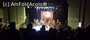 [P03] Spectacol coregrafic, la una din ocaziile de spectacole in afiteatru, seara. » foto by bullet123
 - 
<span class="allrVoted glyphicon glyphicon-heart hidden" id="av1388968"></span>
<a class="m-l-10 hidden" id="sv1388968" onclick="voting_Foto_DelVot(,1388968,2494)" role="button">șterge vot <span class="glyphicon glyphicon-remove"></span></a>
<a id="v91388968" class=" c-red"  onclick="voting_Foto_SetVot(1388968)" role="button"><span class="glyphicon glyphicon-heart-empty"></span> <b>LIKE</b> = Votează poza</a> <img class="hidden"  id="f1388968W9" src="/imagini/loader.gif" border="0" /><span class="AjErrMes hidden" id="e1388968ErM"></span>