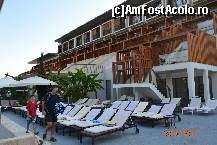 [P14] Camerele aflate chiar deasupra activity pool, am inteles ca aici erau DBL, unele aveau iesire de pe terasa direct la piscina » foto by izabellac
 - 
<span class="allrVoted glyphicon glyphicon-heart hidden" id="av253778"></span>
<a class="m-l-10 hidden" id="sv253778" onclick="voting_Foto_DelVot(,253778,2494)" role="button">șterge vot <span class="glyphicon glyphicon-remove"></span></a>
<a id="v9253778" class=" c-red"  onclick="voting_Foto_SetVot(253778)" role="button"><span class="glyphicon glyphicon-heart-empty"></span> <b>LIKE</b> = Votează poza</a> <img class="hidden"  id="f253778W9" src="/imagini/loader.gif" border="0" /><span class="AjErrMes hidden" id="e253778ErM"></span>