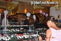 [P26] Sushi in seara Far East » foto by izabellac
 - 
<span class="allrVoted glyphicon glyphicon-heart hidden" id="av253790"></span>
<a class="m-l-10 hidden" id="sv253790" onclick="voting_Foto_DelVot(,253790,2494)" role="button">șterge vot <span class="glyphicon glyphicon-remove"></span></a>
<a id="v9253790" class=" c-red"  onclick="voting_Foto_SetVot(253790)" role="button"><span class="glyphicon glyphicon-heart-empty"></span> <b>LIKE</b> = Votează poza</a> <img class="hidden"  id="f253790W9" src="/imagini/loader.gif" border="0" /><span class="AjErrMes hidden" id="e253790ErM"></span>