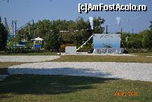 [P32] Asta era miniscena improvizata pe gazonul din fata restautantului, unde se tinea minidisco » foto by izabellac
 - 
<span class="allrVoted glyphicon glyphicon-heart hidden" id="av253797"></span>
<a class="m-l-10 hidden" id="sv253797" onclick="voting_Foto_DelVot(,253797,2494)" role="button">șterge vot <span class="glyphicon glyphicon-remove"></span></a>
<a id="v9253797" class=" c-red"  onclick="voting_Foto_SetVot(253797)" role="button"><span class="glyphicon glyphicon-heart-empty"></span> <b>LIKE</b> = Votează poza</a> <img class="hidden"  id="f253797W9" src="/imagini/loader.gif" border="0" /><span class="AjErrMes hidden" id="e253797ErM"></span>