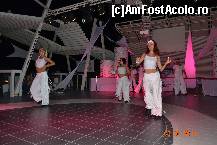 [P34] Sensation white Party - dans de deschidere » foto by izabellac
 - 
<span class="allrVoted glyphicon glyphicon-heart hidden" id="av253801"></span>
<a class="m-l-10 hidden" id="sv253801" onclick="voting_Foto_DelVot(,253801,2494)" role="button">șterge vot <span class="glyphicon glyphicon-remove"></span></a>
<a id="v9253801" class=" c-red"  onclick="voting_Foto_SetVot(253801)" role="button"><span class="glyphicon glyphicon-heart-empty"></span> <b>LIKE</b> = Votează poza</a> <img class="hidden"  id="f253801W9" src="/imagini/loader.gif" border="0" /><span class="AjErrMes hidden" id="e253801ErM"></span>