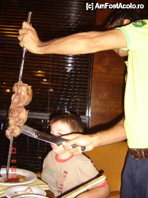 [P26] Servire la restaurantul brazilian » foto by VYK_CIVIC
 - 
<span class="allrVoted glyphicon glyphicon-heart hidden" id="av434293"></span>
<a class="m-l-10 hidden" id="sv434293" onclick="voting_Foto_DelVot(,434293,2494)" role="button">șterge vot <span class="glyphicon glyphicon-remove"></span></a>
<a id="v9434293" class=" c-red"  onclick="voting_Foto_SetVot(434293)" role="button"><span class="glyphicon glyphicon-heart-empty"></span> <b>LIKE</b> = Votează poza</a> <img class="hidden"  id="f434293W9" src="/imagini/loader.gif" border="0" /><span class="AjErrMes hidden" id="e434293ErM"></span>