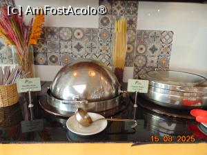 [P34] oferta de mic dejun » foto by Yolanda
 - 
<span class="allrVoted glyphicon glyphicon-heart hidden" id="av1496151"></span>
<a class="m-l-10 hidden" id="sv1496151" onclick="voting_Foto_DelVot(,1496151,2497)" role="button">șterge vot <span class="glyphicon glyphicon-remove"></span></a>
<a id="v91496151" class=" c-red"  onclick="voting_Foto_SetVot(1496151)" role="button"><span class="glyphicon glyphicon-heart-empty"></span> <b>LIKE</b> = Votează poza</a> <img class="hidden"  id="f1496151W9" src="/imagini/loader.gif" border="0" /><span class="AjErrMes hidden" id="e1496151ErM"></span>