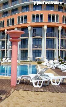 [P18] Statiunea Sf. Constantin si Elena - Hotel Azalia, de 1 mai erau pregatiti » foto by magdalena
 - 
<span class="allrVoted glyphicon glyphicon-heart hidden" id="av94732"></span>
<a class="m-l-10 hidden" id="sv94732" onclick="voting_Foto_DelVot(,94732,2555)" role="button">șterge vot <span class="glyphicon glyphicon-remove"></span></a>
<a id="v994732" class=" c-red"  onclick="voting_Foto_SetVot(94732)" role="button"><span class="glyphicon glyphicon-heart-empty"></span> <b>LIKE</b> = Votează poza</a> <img class="hidden"  id="f94732W9" src="/imagini/loader.gif" border="0" /><span class="AjErrMes hidden" id="e94732ErM"></span>