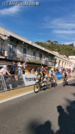 [P42] Ciclistii din Turul Frantei » foto by cata2106
 - 
<span class="allrVoted glyphicon glyphicon-heart hidden" id="av1198360"></span>
<a class="m-l-10 hidden" id="sv1198360" onclick="voting_Foto_DelVot(,1198360,2571)" role="button">șterge vot <span class="glyphicon glyphicon-remove"></span></a>
<a id="v91198360" class=" c-red"  onclick="voting_Foto_SetVot(1198360)" role="button"><span class="glyphicon glyphicon-heart-empty"></span> <b>LIKE</b> = Votează poza</a> <img class="hidden"  id="f1198360W9" src="/imagini/loader.gif" border="0" /><span class="AjErrMes hidden" id="e1198360ErM"></span>