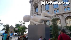 [P35] Muzeul Oceanografic - sculptură de Marc Quinn » foto by nickro
 - 
<span class="allrVoted glyphicon glyphicon-heart hidden" id="av463286"></span>
<a class="m-l-10 hidden" id="sv463286" onclick="voting_Foto_DelVot(,463286,2586)" role="button">șterge vot <span class="glyphicon glyphicon-remove"></span></a>
<a id="v9463286" class=" c-red"  onclick="voting_Foto_SetVot(463286)" role="button"><span class="glyphicon glyphicon-heart-empty"></span> <b>LIKE</b> = Votează poza</a> <img class="hidden"  id="f463286W9" src="/imagini/loader.gif" border="0" /><span class="AjErrMes hidden" id="e463286ErM"></span>