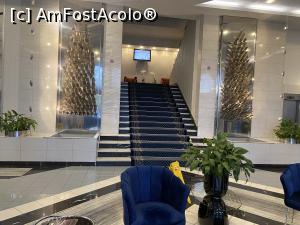 [P44] Hotel Continental Forum Sibiu -in hol la receptie » foto by mishu
 - 
<span class="allrVoted glyphicon glyphicon-heart hidden" id="av1336521"></span>
<a class="m-l-10 hidden" id="sv1336521" onclick="voting_Foto_DelVot(,1336521,2599)" role="button">șterge vot <span class="glyphicon glyphicon-remove"></span></a>
<a id="v91336521" class=" c-red"  onclick="voting_Foto_SetVot(1336521)" role="button"><span class="glyphicon glyphicon-heart-empty"></span> <b>LIKE</b> = Votează poza</a> <img class="hidden"  id="f1336521W9" src="/imagini/loader.gif" border="0" /><span class="AjErrMes hidden" id="e1336521ErM"></span>