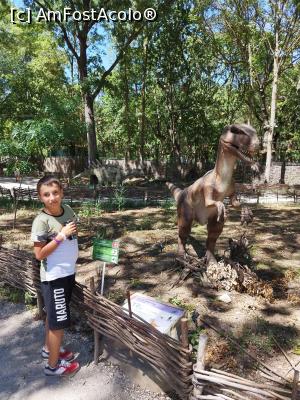 [P10] Dinoland și doi pui de dinozauri » foto by Doru  Savin
 - 
<span class="allrVoted glyphicon glyphicon-heart hidden" id="av1380560"></span>
<a class="m-l-10 hidden" id="sv1380560" onclick="voting_Foto_DelVot(,1380560,2610)" role="button">șterge vot <span class="glyphicon glyphicon-remove"></span></a>
<a id="v91380560" class=" c-red"  onclick="voting_Foto_SetVot(1380560)" role="button"><span class="glyphicon glyphicon-heart-empty"></span> <b>LIKE</b> = Votează poza</a> <img class="hidden"  id="f1380560W9" src="/imagini/loader.gif" border="0" /><span class="AjErrMes hidden" id="e1380560ErM"></span>