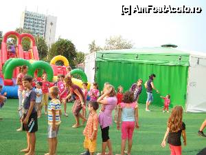 [P06] Jocuri si concursuri la Babyland » foto by diadiro
 - 
<span class="allrVoted glyphicon glyphicon-heart hidden" id="av443504"></span>
<a class="m-l-10 hidden" id="sv443504" onclick="voting_Foto_DelVot(,443504,2610)" role="button">șterge vot <span class="glyphicon glyphicon-remove"></span></a>
<a id="v9443504" class=" c-red"  onclick="voting_Foto_SetVot(443504)" role="button"><span class="glyphicon glyphicon-heart-empty"></span> <b>LIKE</b> = Votează poza</a> <img class="hidden"  id="f443504W9" src="/imagini/loader.gif" border="0" /><span class="AjErrMes hidden" id="e443504ErM"></span>