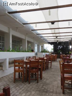 [P17] Restaurant California - terasă acoperită.  » foto by tata123 🔱
 - 
<span class="allrVoted glyphicon glyphicon-heart hidden" id="av1006854"></span>
<a class="m-l-10 hidden" id="sv1006854" onclick="voting_Foto_DelVot(,1006854,2610)" role="button">șterge vot <span class="glyphicon glyphicon-remove"></span></a>
<a id="v91006854" class=" c-red"  onclick="voting_Foto_SetVot(1006854)" role="button"><span class="glyphicon glyphicon-heart-empty"></span> <b>LIKE</b> = Votează poza</a> <img class="hidden"  id="f1006854W9" src="/imagini/loader.gif" border="0" /><span class="AjErrMes hidden" id="e1006854ErM"></span>