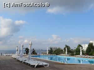 [P19] Piscina și vedere spre Mangalia - Hotel California, Jupiter.  » foto by tata123 🔱
 - 
<span class="allrVoted glyphicon glyphicon-heart hidden" id="av1006857"></span>
<a class="m-l-10 hidden" id="sv1006857" onclick="voting_Foto_DelVot(,1006857,2610)" role="button">șterge vot <span class="glyphicon glyphicon-remove"></span></a>
<a id="v91006857" class=" c-red"  onclick="voting_Foto_SetVot(1006857)" role="button"><span class="glyphicon glyphicon-heart-empty"></span> <b>LIKE</b> = Votează poza</a> <img class="hidden"  id="f1006857W9" src="/imagini/loader.gif" border="0" /><span class="AjErrMes hidden" id="e1006857ErM"></span>