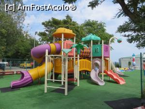 [P23] Babyland - Hotel California, Jupiter.  » foto by tata123 🔱
 - 
<span class="allrVoted glyphicon glyphicon-heart hidden" id="av1006862"></span>
<a class="m-l-10 hidden" id="sv1006862" onclick="voting_Foto_DelVot(,1006862,2610)" role="button">șterge vot <span class="glyphicon glyphicon-remove"></span></a>
<a id="v91006862" class=" c-red"  onclick="voting_Foto_SetVot(1006862)" role="button"><span class="glyphicon glyphicon-heart-empty"></span> <b>LIKE</b> = Votează poza</a> <img class="hidden"  id="f1006862W9" src="/imagini/loader.gif" border="0" /><span class="AjErrMes hidden" id="e1006862ErM"></span>