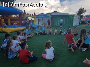 [P01] Activitati pentru copii » foto by iosimir
 - 
<span class="allrVoted glyphicon glyphicon-heart hidden" id="av991146"></span>
<a class="m-l-10 hidden" id="sv991146" onclick="voting_Foto_DelVot(,991146,2610)" role="button">șterge vot <span class="glyphicon glyphicon-remove"></span></a>
<a id="v9991146" class=" c-red"  onclick="voting_Foto_SetVot(991146)" role="button"><span class="glyphicon glyphicon-heart-empty"></span> <b>LIKE</b> = Votează poza</a> <img class="hidden"  id="f991146W9" src="/imagini/loader.gif" border="0" /><span class="AjErrMes hidden" id="e991146ErM"></span>