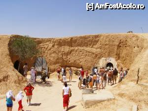 [P08] Intrarea in Matmata, satul berber » foto by arru
 - 
<span class="allrVoted glyphicon glyphicon-heart hidden" id="av442914"></span>
<a class="m-l-10 hidden" id="sv442914" onclick="voting_Foto_DelVot(,442914,2617)" role="button">șterge vot <span class="glyphicon glyphicon-remove"></span></a>
<a id="v9442914" class=" c-red"  onclick="voting_Foto_SetVot(442914)" role="button"><span class="glyphicon glyphicon-heart-empty"></span> <b>LIKE</b> = Votează poza</a> <img class="hidden"  id="f442914W9" src="/imagini/loader.gif" border="0" /><span class="AjErrMes hidden" id="e442914ErM"></span>