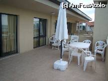 [P05] Balconul mare (terasa). Apartamentul mai avea un balcon, cam un sfert din asta. » foto by DanCld
 - 
<span class="allrVoted glyphicon glyphicon-heart hidden" id="av8838"></span>
<a class="m-l-10 hidden" id="sv8838" onclick="voting_Foto_DelVot(,8838,2664)" role="button">șterge vot <span class="glyphicon glyphicon-remove"></span></a>
<a id="v98838" class=" c-red"  onclick="voting_Foto_SetVot(8838)" role="button"><span class="glyphicon glyphicon-heart-empty"></span> <b>LIKE</b> = Votează poza</a> <img class="hidden"  id="f8838W9" src="/imagini/loader.gif" border="0" /><span class="AjErrMes hidden" id="e8838ErM"></span>