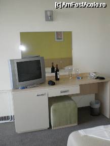 [P03] Televizorul si mini barul (Se prindea si Protv International) » foto by red84ro
 - 
<span class="allrVoted glyphicon glyphicon-heart hidden" id="av69882"></span>
<a class="m-l-10 hidden" id="sv69882" onclick="voting_Foto_DelVot(,69882,2682)" role="button">șterge vot <span class="glyphicon glyphicon-remove"></span></a>
<a id="v969882" class=" c-red"  onclick="voting_Foto_SetVot(69882)" role="button"><span class="glyphicon glyphicon-heart-empty"></span> <b>LIKE</b> = Votează poza</a> <img class="hidden"  id="f69882W9" src="/imagini/loader.gif" border="0" /><span class="AjErrMes hidden" id="e69882ErM"></span>