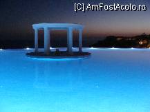 [P45] piscina panoramica noaptea » foto by titigeolgau
 - 
<span class="allrVoted glyphicon glyphicon-heart hidden" id="av94435"></span>
<a class="m-l-10 hidden" id="sv94435" onclick="voting_Foto_DelVot(,94435,2733)" role="button">șterge vot <span class="glyphicon glyphicon-remove"></span></a>
<a id="v994435" class=" c-red"  onclick="voting_Foto_SetVot(94435)" role="button"><span class="glyphicon glyphicon-heart-empty"></span> <b>LIKE</b> = Votează poza</a> <img class="hidden"  id="f94435W9" src="/imagini/loader.gif" border="0" /><span class="AjErrMes hidden" id="e94435ErM"></span>