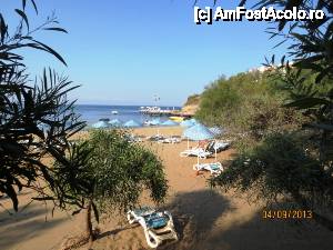 [P08] Plaja cu animatie, in dreapta un ponton pentru adulti parca » foto by adighh
 - 
<span class="allrVoted glyphicon glyphicon-heart hidden" id="av477548"></span>
<a class="m-l-10 hidden" id="sv477548" onclick="voting_Foto_DelVot(,477548,2733)" role="button">șterge vot <span class="glyphicon glyphicon-remove"></span></a>
<a id="v9477548" class=" c-red"  onclick="voting_Foto_SetVot(477548)" role="button"><span class="glyphicon glyphicon-heart-empty"></span> <b>LIKE</b> = Votează poza</a> <img class="hidden"  id="f477548W9" src="/imagini/loader.gif" border="0" /><span class="AjErrMes hidden" id="e477548ErM"></span>