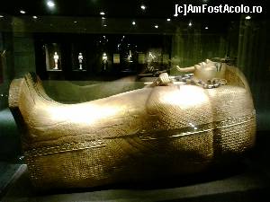 [P10] au fost mai multe sarcofage puse unele in altele, acesta e cel mai mare » foto by elenaadina
 - 
<span class="allrVoted glyphicon glyphicon-heart hidden" id="av682947"></span>
<a class="m-l-10 hidden" id="sv682947" onclick="voting_Foto_DelVot(,682947,2768)" role="button">șterge vot <span class="glyphicon glyphicon-remove"></span></a>
<a id="v9682947" class=" c-red"  onclick="voting_Foto_SetVot(682947)" role="button"><span class="glyphicon glyphicon-heart-empty"></span> <b>LIKE</b> = Votează poza</a> <img class="hidden"  id="f682947W9" src="/imagini/loader.gif" border="0" /><span class="AjErrMes hidden" id="e682947ErM"></span>