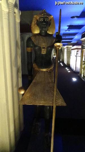 [P09] erau doua statui paznici pentru camera mortuara » foto by elenaadina
 - 
<span class="allrVoted glyphicon glyphicon-heart hidden" id="av682946"></span>
<a class="m-l-10 hidden" id="sv682946" onclick="voting_Foto_DelVot(,682946,2768)" role="button">șterge vot <span class="glyphicon glyphicon-remove"></span></a>
<a id="v9682946" class=" c-red"  onclick="voting_Foto_SetVot(682946)" role="button"><span class="glyphicon glyphicon-heart-empty"></span> <b>LIKE</b> = Votează poza</a> <img class="hidden"  id="f682946W9" src="/imagini/loader.gif" border="0" /><span class="AjErrMes hidden" id="e682946ErM"></span>