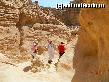 [P02] foarte curtenitor ghidul beduin... ajuta doamnele » foto by Pușcașu Marin
 - 
<span class="allrVoted glyphicon glyphicon-heart hidden" id="av384829"></span>
<a class="m-l-10 hidden" id="sv384829" onclick="voting_Foto_DelVot(,384829,2768)" role="button">șterge vot <span class="glyphicon glyphicon-remove"></span></a>
<a id="v9384829" class=" c-red"  onclick="voting_Foto_SetVot(384829)" role="button"><span class="glyphicon glyphicon-heart-empty"></span> <b>LIKE</b> = Votează poza</a> <img class="hidden"  id="f384829W9" src="/imagini/loader.gif" border="0" /><span class="AjErrMes hidden" id="e384829ErM"></span>