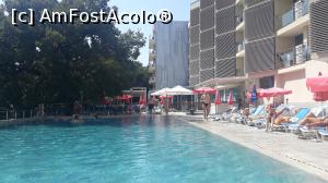 [P11] Piscina, ziua. » foto by popatanda
 - 
<span class="allrVoted glyphicon glyphicon-heart hidden" id="av1322429"></span>
<a class="m-l-10 hidden" id="sv1322429" onclick="voting_Foto_DelVot(,1322429,2770)" role="button">șterge vot <span class="glyphicon glyphicon-remove"></span></a>
<a id="v91322429" class=" c-red"  onclick="voting_Foto_SetVot(1322429)" role="button"><span class="glyphicon glyphicon-heart-empty"></span> <b>LIKE</b> = Votează poza</a> <img class="hidden"  id="f1322429W9" src="/imagini/loader.gif" border="0" /><span class="AjErrMes hidden" id="e1322429ErM"></span>