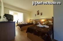 [P03] Camera hotel Craiman-Voila Mmamaia » foto by HotelCaraiman
 - 
<span class="allrVoted glyphicon glyphicon-heart hidden" id="av427927"></span>
<a class="m-l-10 hidden" id="sv427927" onclick="voting_Foto_DelVot(,427927,2808)" role="button">șterge vot <span class="glyphicon glyphicon-remove"></span></a>
<a id="v9427927" class=" c-red"  onclick="voting_Foto_SetVot(427927)" role="button"><span class="glyphicon glyphicon-heart-empty"></span> <b>LIKE</b> = Votează poza</a> <img class="hidden"  id="f427927W9" src="/imagini/loader.gif" border="0" /><span class="AjErrMes hidden" id="e427927ErM"></span>