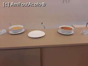 [P36] Ciorbele care se schimbau zilnic » foto by roxxie
 - 
<span class="allrVoted glyphicon glyphicon-heart hidden" id="av1502582"></span>
<a class="m-l-10 hidden" id="sv1502582" onclick="voting_Foto_DelVot(,1502582,2863)" role="button">șterge vot <span class="glyphicon glyphicon-remove"></span></a>
<a id="v91502582" class=" c-red"  onclick="voting_Foto_SetVot(1502582)" role="button"><span class="glyphicon glyphicon-heart-empty"></span> <b>LIKE</b> = Votează poza</a> <img class="hidden"  id="f1502582W9" src="/imagini/loader.gif" border="0" /><span class="AjErrMes hidden" id="e1502582ErM"></span>