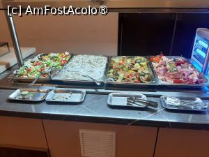 [P37] Salate și murături » foto by roxxie
 - 
<span class="allrVoted glyphicon glyphicon-heart hidden" id="av1502583"></span>
<a class="m-l-10 hidden" id="sv1502583" onclick="voting_Foto_DelVot(,1502583,2863)" role="button">șterge vot <span class="glyphicon glyphicon-remove"></span></a>
<a id="v91502583" class=" c-red"  onclick="voting_Foto_SetVot(1502583)" role="button"><span class="glyphicon glyphicon-heart-empty"></span> <b>LIKE</b> = Votează poza</a> <img class="hidden"  id="f1502583W9" src="/imagini/loader.gif" border="0" /><span class="AjErrMes hidden" id="e1502583ErM"></span>