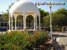 [P06] vedere din zona portului MANDRAKI. » foto by titzian
 - 
<span class="allrVoted glyphicon glyphicon-heart hidden" id="av108907"></span>
<a class="m-l-10 hidden" id="sv108907" onclick="voting_Foto_DelVot(,108907,2906)" role="button">șterge vot <span class="glyphicon glyphicon-remove"></span></a>
<a id="v9108907" class=" c-red"  onclick="voting_Foto_SetVot(108907)" role="button"><span class="glyphicon glyphicon-heart-empty"></span> <b>LIKE</b> = Votează poza</a> <img class="hidden"  id="f108907W9" src="/imagini/loader.gif" border="0" /><span class="AjErrMes hidden" id="e108907ErM"></span>