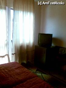 [P07] sub televizor era frigiderul! :) » foto by tilinka
 - 
<span class="allrVoted glyphicon glyphicon-heart hidden" id="av25620"></span>
<a class="m-l-10 hidden" id="sv25620" onclick="voting_Foto_DelVot(,25620,2922)" role="button">șterge vot <span class="glyphicon glyphicon-remove"></span></a>
<a id="v925620" class=" c-red"  onclick="voting_Foto_SetVot(25620)" role="button"><span class="glyphicon glyphicon-heart-empty"></span> <b>LIKE</b> = Votează poza</a> <img class="hidden"  id="f25620W9" src="/imagini/loader.gif" border="0" /><span class="AjErrMes hidden" id="e25620ErM"></span>