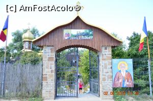 [P45] Intrarea &icirc;n schit » foto by KSV
 - 
<span class="allrVoted glyphicon glyphicon-heart hidden" id="av1176496"></span>
<a class="m-l-10 hidden" id="sv1176496" onclick="voting_Foto_DelVot(,1176496,2956)" role="button">șterge vot <span class="glyphicon glyphicon-remove"></span></a>
<a id="v91176496" class=" c-red"  onclick="voting_Foto_SetVot(1176496)" role="button"><span class="glyphicon glyphicon-heart-empty"></span> <b>LIKE</b> = Votează poza</a> <img class="hidden"  id="f1176496W9" src="/imagini/loader.gif" border="0" /><span class="AjErrMes hidden" id="e1176496ErM"></span>