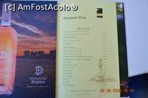 [P33] M&icirc;ncăruri și prețuri » foto by KSV
 - 
<span class="allrVoted glyphicon glyphicon-heart hidden" id="av1176587"></span>
<a class="m-l-10 hidden" id="sv1176587" onclick="voting_Foto_DelVot(,1176587,2956)" role="button">șterge vot <span class="glyphicon glyphicon-remove"></span></a>
<a id="v91176587" class=" c-red"  onclick="voting_Foto_SetVot(1176587)" role="button"><span class="glyphicon glyphicon-heart-empty"></span> <b>LIKE</b> = Votează poza</a> <img class="hidden"  id="f1176587W9" src="/imagini/loader.gif" border="0" /><span class="AjErrMes hidden" id="e1176587ErM"></span>