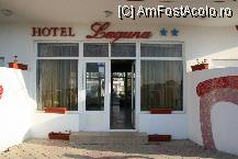 [P01] intrarea in hotel » foto by yo4giy
 - 
<span class="allrVoted glyphicon glyphicon-heart hidden" id="av12797"></span>
<a class="m-l-10 hidden" id="sv12797" onclick="voting_Foto_DelVot(,12797,2978)" role="button">șterge vot <span class="glyphicon glyphicon-remove"></span></a>
<a id="v912797" class=" c-red"  onclick="voting_Foto_SetVot(12797)" role="button"><span class="glyphicon glyphicon-heart-empty"></span> <b>LIKE</b> = Votează poza</a> <img class="hidden"  id="f12797W9" src="/imagini/loader.gif" border="0" /><span class="AjErrMes hidden" id="e12797ErM"></span>