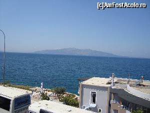 [P08] privelistea din hotel catre tarmmul grecesc » foto by danadana*
 - 
<span class="allrVoted glyphicon glyphicon-heart hidden" id="av567672"></span>
<a class="m-l-10 hidden" id="sv567672" onclick="voting_Foto_DelVot(,567672,3004)" role="button">șterge vot <span class="glyphicon glyphicon-remove"></span></a>
<a id="v9567672" class=" c-red"  onclick="voting_Foto_SetVot(567672)" role="button"><span class="glyphicon glyphicon-heart-empty"></span> <b>LIKE</b> = Votează poza</a> <img class="hidden"  id="f567672W9" src="/imagini/loader.gif" border="0" /><span class="AjErrMes hidden" id="e567672ErM"></span>