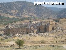 [P03] Ruinele amfiteatrului din Hirapolis, regiunea Pamukkale » foto by ileanaxperta*
 - 
<span class="allrVoted glyphicon glyphicon-heart hidden" id="av56806"></span>
<a class="m-l-10 hidden" id="sv56806" onclick="voting_Foto_DelVot(,56806,3039)" role="button">șterge vot <span class="glyphicon glyphicon-remove"></span></a>
<a id="v956806" class=" c-red"  onclick="voting_Foto_SetVot(56806)" role="button"><span class="glyphicon glyphicon-heart-empty"></span> <b>LIKE</b> = Votează poza</a> <img class="hidden"  id="f56806W9" src="/imagini/loader.gif" border="0" /><span class="AjErrMes hidden" id="e56806ErM"></span>
