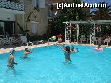 [P13] Piscina dintre cele doua vile Tasos! Foarte bine intretinuta. » foto by pablo_impex
 - 
<span class="allrVoted glyphicon glyphicon-heart hidden" id="av37391"></span>
<a class="m-l-10 hidden" id="sv37391" onclick="voting_Foto_DelVot(,37391,3099)" role="button">șterge vot <span class="glyphicon glyphicon-remove"></span></a>
<a id="v937391" class=" c-red"  onclick="voting_Foto_SetVot(37391)" role="button"><span class="glyphicon glyphicon-heart-empty"></span> <b>LIKE</b> = Votează poza</a> <img class="hidden"  id="f37391W9" src="/imagini/loader.gif" border="0" /><span class="AjErrMes hidden" id="e37391ErM"></span>
