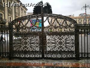 [P08] Porțile de intrare în catedrală » foto by crismis
 - 
<span class="allrVoted glyphicon glyphicon-heart hidden" id="av1049515"></span>
<a class="m-l-10 hidden" id="sv1049515" onclick="voting_Foto_DelVot(,1049515,3109)" role="button">șterge vot <span class="glyphicon glyphicon-remove"></span></a>
<a id="v91049515" class=" c-red"  onclick="voting_Foto_SetVot(1049515)" role="button"><span class="glyphicon glyphicon-heart-empty"></span> <b>LIKE</b> = Votează poza</a> <img class="hidden"  id="f1049515W9" src="/imagini/loader.gif" border="0" /><span class="AjErrMes hidden" id="e1049515ErM"></span>