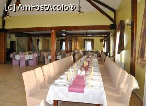 [P22] Sala de mese, restaurant » foto by Michi
 - 
<span class="allrVoted glyphicon glyphicon-heart hidden" id="av1499456"></span>
<a class="m-l-10 hidden" id="sv1499456" onclick="voting_Foto_DelVot(,1499456,3120)" role="button">șterge vot <span class="glyphicon glyphicon-remove"></span></a>
<a id="v91499456" class=" c-red"  onclick="voting_Foto_SetVot(1499456)" role="button"><span class="glyphicon glyphicon-heart-empty"></span> <b>LIKE</b> = Votează poza</a> <img class="hidden"  id="f1499456W9" src="/imagini/loader.gif" border="0" /><span class="AjErrMes hidden" id="e1499456ErM"></span>