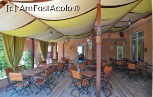 [P23] Terasa unde am luat micul dejun » foto by Michi
 - 
<span class="allrVoted glyphicon glyphicon-heart hidden" id="av1499457"></span>
<a class="m-l-10 hidden" id="sv1499457" onclick="voting_Foto_DelVot(,1499457,3120)" role="button">șterge vot <span class="glyphicon glyphicon-remove"></span></a>
<a id="v91499457" class=" c-red"  onclick="voting_Foto_SetVot(1499457)" role="button"><span class="glyphicon glyphicon-heart-empty"></span> <b>LIKE</b> = Votează poza</a> <img class="hidden"  id="f1499457W9" src="/imagini/loader.gif" border="0" /><span class="AjErrMes hidden" id="e1499457ErM"></span>