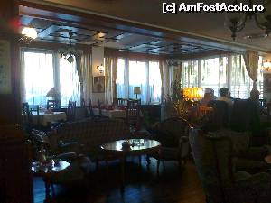 [P09] restaurantul » foto by lady_anca81
 - 
<span class="allrVoted glyphicon glyphicon-heart hidden" id="av572347"></span>
<a class="m-l-10 hidden" id="sv572347" onclick="voting_Foto_DelVot(,572347,3127)" role="button">șterge vot <span class="glyphicon glyphicon-remove"></span></a>
<a id="v9572347" class=" c-red"  onclick="voting_Foto_SetVot(572347)" role="button"><span class="glyphicon glyphicon-heart-empty"></span> <b>LIKE</b> = Votează poza</a> <img class="hidden"  id="f572347W9" src="/imagini/loader.gif" border="0" /><span class="AjErrMes hidden" id="e572347ErM"></span>