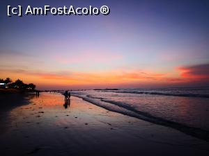 [P09] Apus de soare Kuta beach Bali.  » foto by dan39
 - 
<span class="allrVoted glyphicon glyphicon-heart hidden" id="av1142947"></span>
<a class="m-l-10 hidden" id="sv1142947" onclick="voting_Foto_DelVot(,1142947,3149)" role="button">șterge vot <span class="glyphicon glyphicon-remove"></span></a>
<a id="v91142947" class=" c-red"  onclick="voting_Foto_SetVot(1142947)" role="button"><span class="glyphicon glyphicon-heart-empty"></span> <b>LIKE</b> = Votează poza</a> <img class="hidden"  id="f1142947W9" src="/imagini/loader.gif" border="0" /><span class="AjErrMes hidden" id="e1142947ErM"></span>