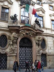 [P05] Praga - pe aceeasi strada si Ambasada Italiei » foto by Diaura*
 - 
<span class="allrVoted glyphicon glyphicon-heart hidden" id="av288598"></span>
<a class="m-l-10 hidden" id="sv288598" onclick="voting_Foto_DelVot(,288598,3167)" role="button">șterge vot <span class="glyphicon glyphicon-remove"></span></a>
<a id="v9288598" class=" c-red"  onclick="voting_Foto_SetVot(288598)" role="button"><span class="glyphicon glyphicon-heart-empty"></span> <b>LIKE</b> = Votează poza</a> <img class="hidden"  id="f288598W9" src="/imagini/loader.gif" border="0" /><span class="AjErrMes hidden" id="e288598ErM"></span>