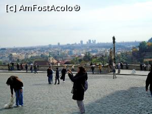 [P55] Panorama orașului văzută de pe estrada din fața Palatului regal » foto by Carmen Ion
 - 
<span class="allrVoted glyphicon glyphicon-heart hidden" id="av1286478"></span>
<a class="m-l-10 hidden" id="sv1286478" onclick="voting_Foto_DelVot(,1286478,3167)" role="button">șterge vot <span class="glyphicon glyphicon-remove"></span></a>
<a id="v91286478" class=" c-red"  onclick="voting_Foto_SetVot(1286478)" role="button"><span class="glyphicon glyphicon-heart-empty"></span> <b>LIKE</b> = Votează poza</a> <img class="hidden"  id="f1286478W9" src="/imagini/loader.gif" border="0" /><span class="AjErrMes hidden" id="e1286478ErM"></span>