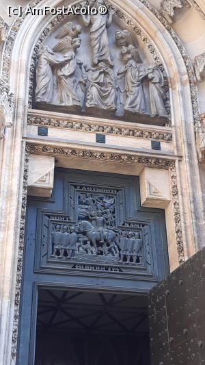 [P18] Catedrala Sf. Vitus » foto by Carmen Ion
 - 
<span class="allrVoted glyphicon glyphicon-heart hidden" id="av1286932"></span>
<a class="m-l-10 hidden" id="sv1286932" onclick="voting_Foto_DelVot(,1286932,3167)" role="button">șterge vot <span class="glyphicon glyphicon-remove"></span></a>
<a id="v91286932" class=" c-red"  onclick="voting_Foto_SetVot(1286932)" role="button"><span class="glyphicon glyphicon-heart-empty"></span> <b>LIKE</b> = Votează poza</a> <img class="hidden"  id="f1286932W9" src="/imagini/loader.gif" border="0" /><span class="AjErrMes hidden" id="e1286932ErM"></span>