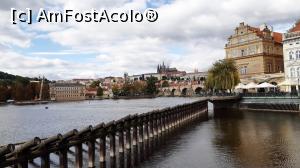 [P03] Altă imagine cu catedrala &icirc;n fundal, fotografiată de pe malul Vltavei » foto by Carmen Ion
 - 
<span class="allrVoted glyphicon glyphicon-heart hidden" id="av1286917"></span>
<a class="m-l-10 hidden" id="sv1286917" onclick="voting_Foto_DelVot(,1286917,3167)" role="button">șterge vot <span class="glyphicon glyphicon-remove"></span></a>
<a id="v91286917" class=" c-red"  onclick="voting_Foto_SetVot(1286917)" role="button"><span class="glyphicon glyphicon-heart-empty"></span> <b>LIKE</b> = Votează poza</a> <img class="hidden"  id="f1286917W9" src="/imagini/loader.gif" border="0" /><span class="AjErrMes hidden" id="e1286917ErM"></span>