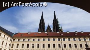 [P08] A doua curte: Vechiul Palat Regal și, &icirc;n fundal, catedrala » foto by Carmen Ion
 - 
<span class="allrVoted glyphicon glyphicon-heart hidden" id="av1286922"></span>
<a class="m-l-10 hidden" id="sv1286922" onclick="voting_Foto_DelVot(,1286922,3167)" role="button">șterge vot <span class="glyphicon glyphicon-remove"></span></a>
<a id="v91286922" class=" c-red"  onclick="voting_Foto_SetVot(1286922)" role="button"><span class="glyphicon glyphicon-heart-empty"></span> <b>LIKE</b> = Votează poza</a> <img class="hidden"  id="f1286922W9" src="/imagini/loader.gif" border="0" /><span class="AjErrMes hidden" id="e1286922ErM"></span>